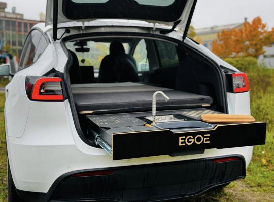 EGOE Nestbox Tesla Model Y