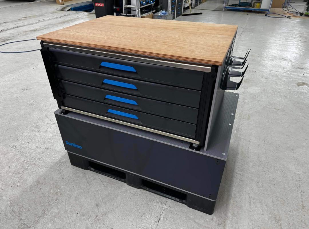 Sonderwunsch: Workstation für die Baustelle Sonderwunsch: Workstation für die Baustelle