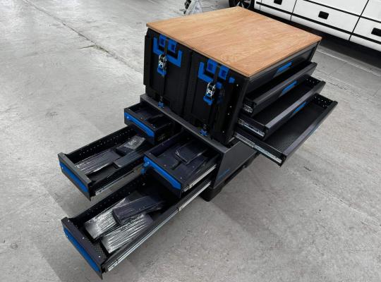 Sonderwunsch: Workstation für die Baustelle Sonderwunsch: Workstation für die Baustelle