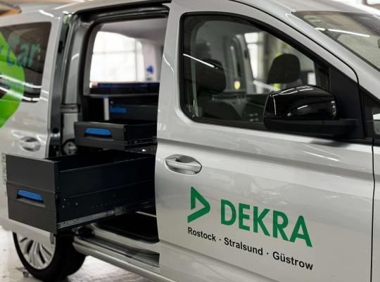 Sortimo Ladungssicherung im 2024 VW Caddy von ACR Rostock