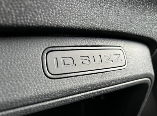 ID Buzz bei ACR Rostock: mit Sortimo Ladungssicherung