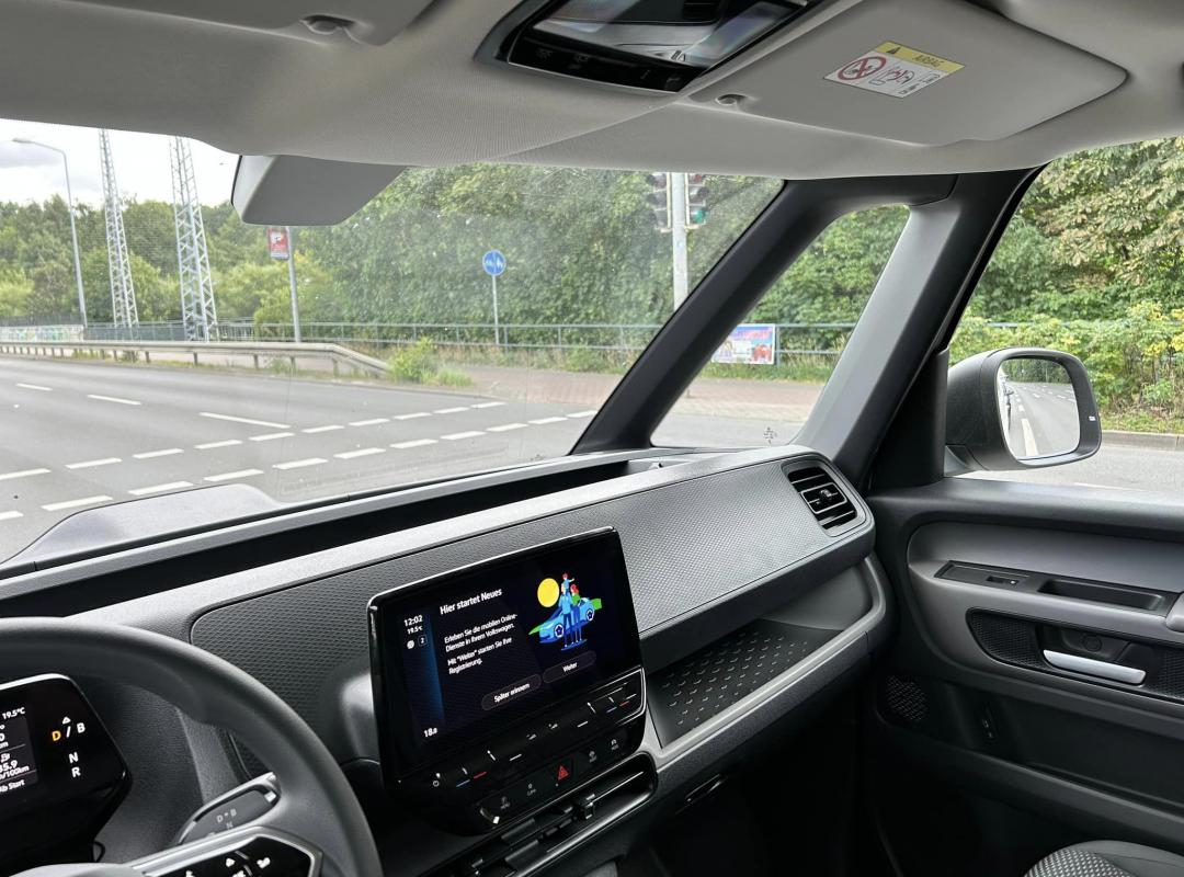 ID Buzz bei ACR Rostock: mit Sortimo Ladungssicherung